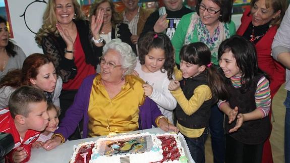 Organizan en Málaga una quedada de nacidos el 29 de febrero con un gran almuerzo.