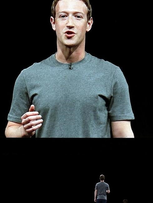 Mark Zuckerberg, durante el acto de Samsung.