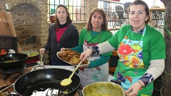 Algunas participantes en la fiesta gastronómica. 