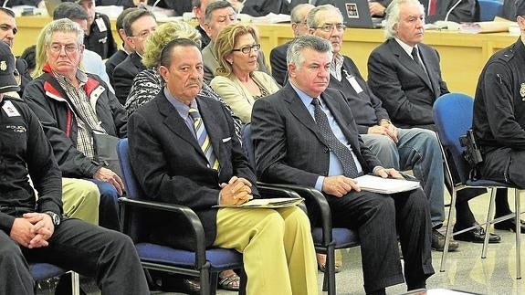 Muñoz y Roca, en una imagen del juicio del ‘caso Saqueo II’ en 2013. 