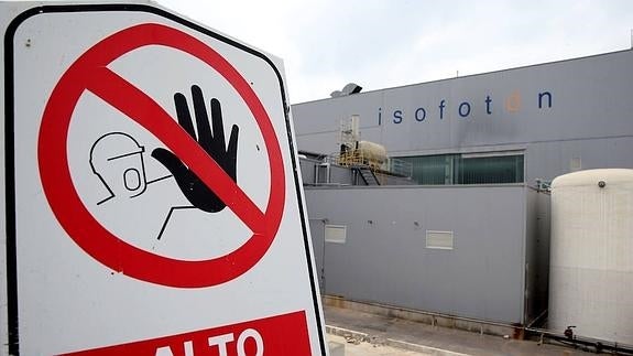 La fábrica de Isofotón, ubicada en el PTA, lleva ya tres años sin actividad. 