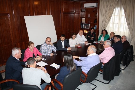 OSP supedita la continuidad del pacto de gobierno a las inversiones de la Junta