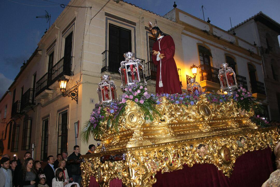 Los Gitanos encumbran el Domingo de Ramos rondeño