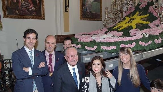 Javier Gutiérrez del Álamo, Manuel Gordillo, Alejandro Carballo, Francisco de la Torre, Gemma del Corral y Estefanía Martín. 