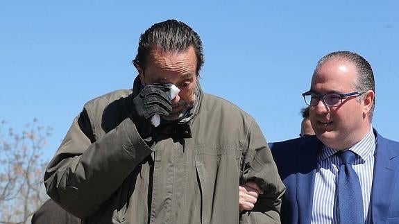 Julián Muñoz sale de la cárcel con el tercer grado: "Ha sido muy duro, ahora solo aspiro a vivir"