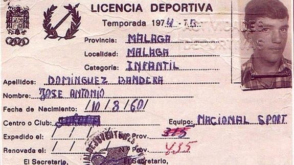 La ficha colgada por Antonio Banderas. 