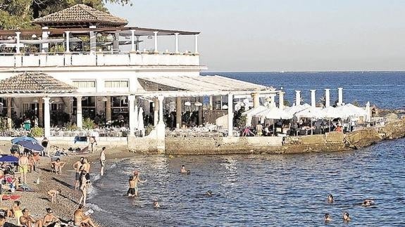 Vista del balneario de los Baños del Carmen. 