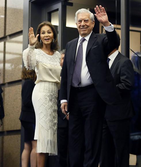 Isabel Preysler y Mario Vargas Llosa, el día de la celebración del 80 cumpleaños del escritor, en marzo. 