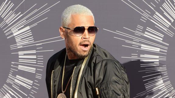 Chris Brown acumula varias denuncias en su historial.