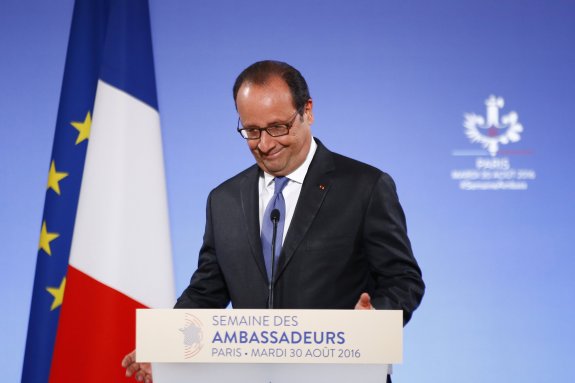 El presidente de Francia, François Hollande, ayer en París. :: Francois Mori / REUTERS