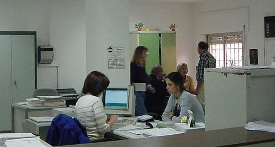 La afiliación a la Seguridad Social baja en 825 personas en Málaga