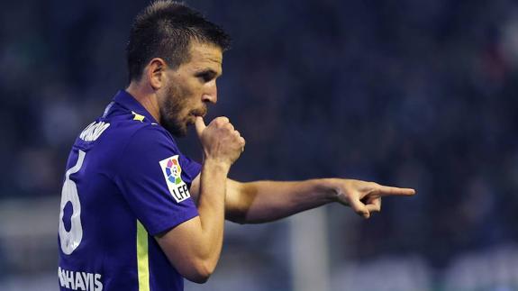 Camacho vuelve a mostrar los galones en el Málaga