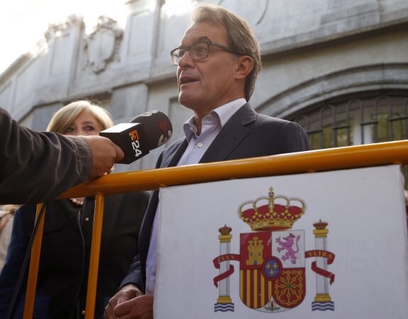El expresidente Artur Mas, anteayer ante el Supremo. :: e. n. / efe