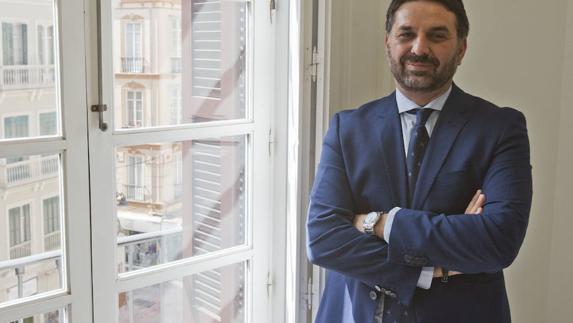 Francisco Javier Fernández, en la sede de Turismo Andaluz, poco antes de la entrevista. 