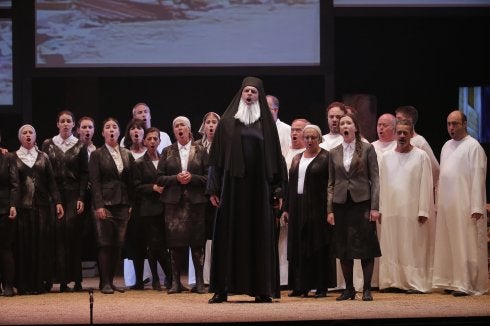 LA ÓPERA SE ABRE AL PÚBLICO