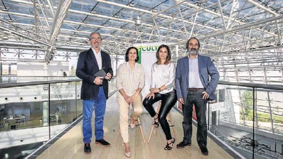 José María Esteban, Beatriz Carbonell, Silvia Lindner y Enrique Martínez Glera, en el Museo Würth.