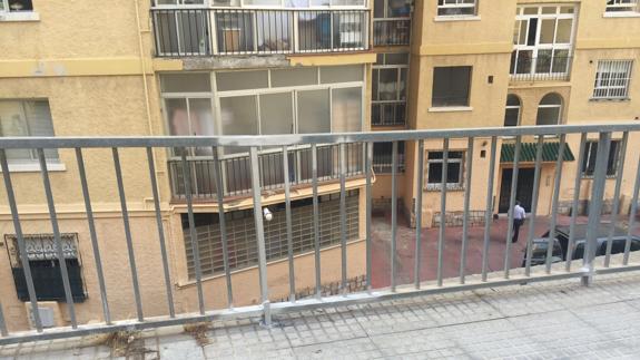 Barandilla ya reparada en la calle San Vidente de Paúl 