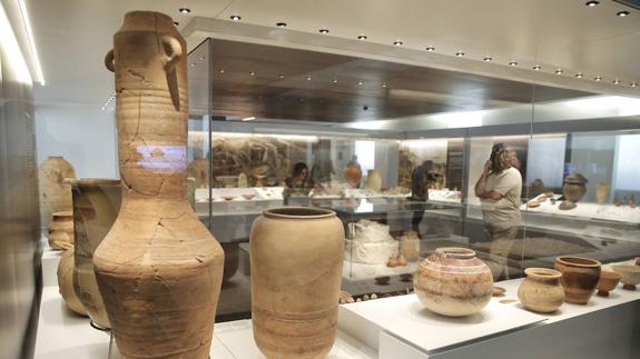 La sección sección arqueológica del Museo de Málaga cuenta con más de 15.000 referencias.