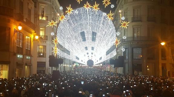 Así es el alumbrado navideño 2016 de la calle Larios.