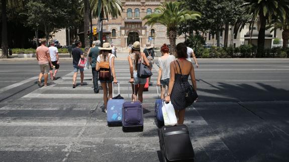 Andalucía recibe casi un 10% mas de turistas extranjeros en octubre