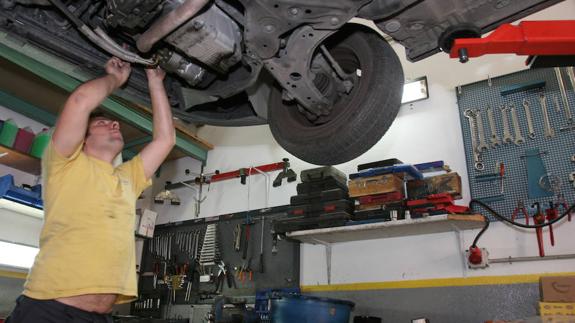 Los establecimientos de mecánica han invertido mucho en los últimos tiempos en modernizar sus sistemas de trabajo.