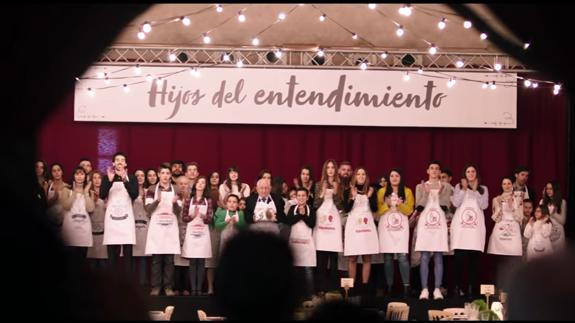 "Hijos del entendimiento", el emotivo canto a la tolerancia de Campofrío esta Navidad