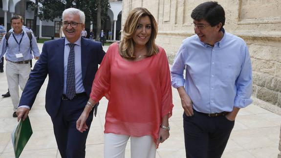 Manuel Jiménez Barrios, Susana Díaz y Juan Marín.