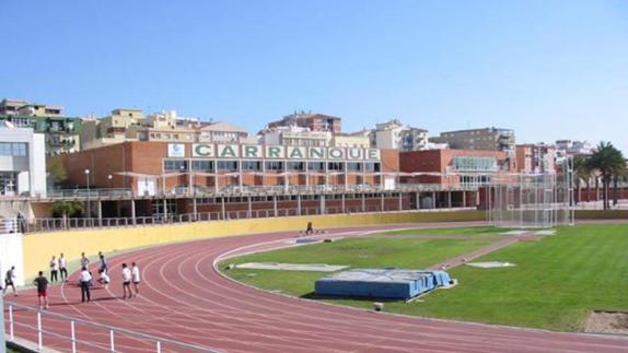 La Junta invierte 373.000 euros en un nuevo pavimento de atletismo para Carranque