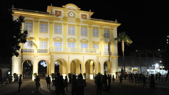 Portada del real de la feria de Málaga 2016.