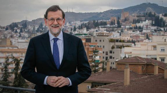 Mariano Rajoy, en la terraza del Palacio de Congresos de Granada 