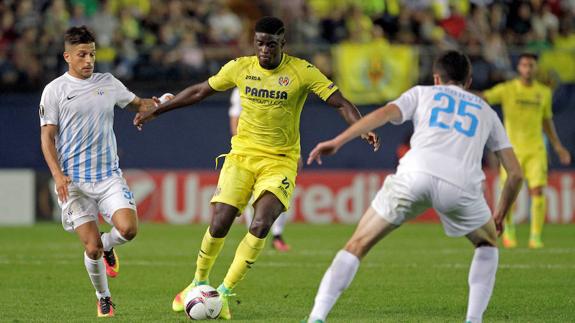 N’Diaye conduce el balón en el choque del Villarreal ante el Zurich de la Liga Europa.