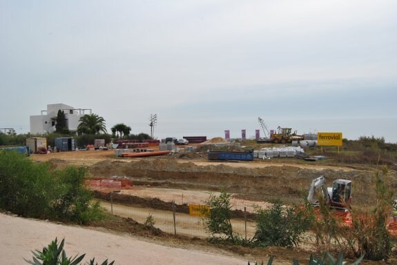 Obras de construcción de la promoción Kronos Investment, en Estepona. 