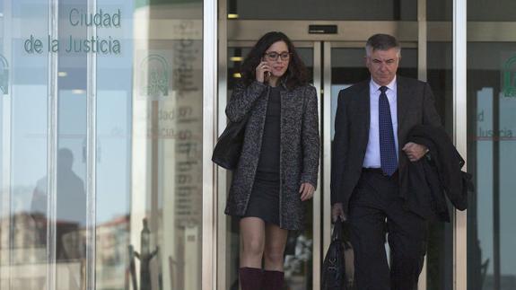 Roca, esta mañana con su abogada esta mañana. 