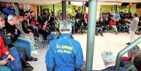 La plantillá aprobó hacer una huelga indefinida para este mes, además de iniciar una huelga de hambre en abril. :: salvador salas