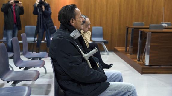 El exalcalde de Marbella Julián Muñoz sentado en el banquillo de los acusados en un nuevo juicio en la Audiencia Provincial de Málaga