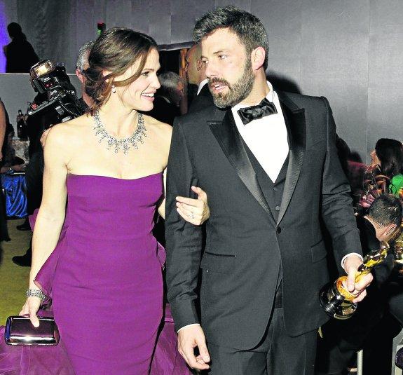 Jennifer Garner y Ben Affleck en la gala de los Oscar, en 2013. :: reuters