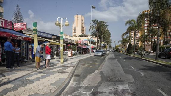 El suceso ocurrió la madrugada del sábado en la avenida Antonio Machado de Benalmádena. 