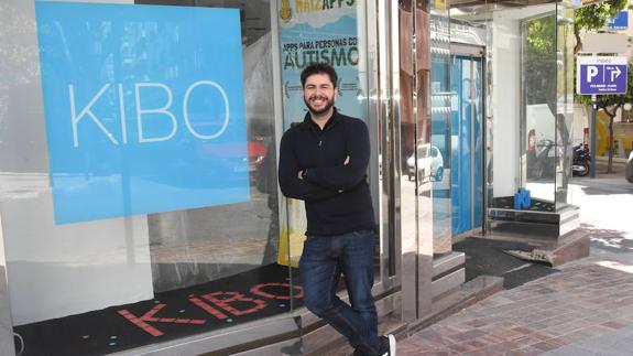 Manuel Linares, fundador y director de Kibo Studios, en el local que preparan para ampliar las instalaciones en Marbella.