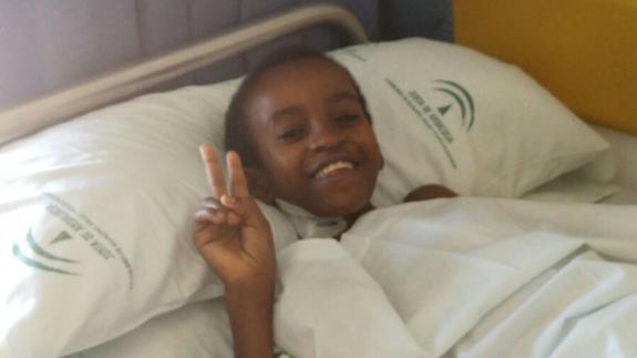 Lydia después de salir de la operación. 