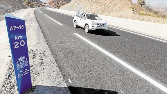 La autopista de Las Pedrizas abrió a finales de 2011 y desde entonces no ha parado de aumentar el tráfico.