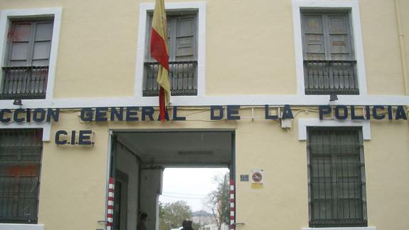 Imagen de archivo del CIE de Capuchinos, que cerró sus puertas hace cuatro años.