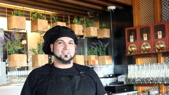 Jesús López, jefe de cocina de La Chancla.