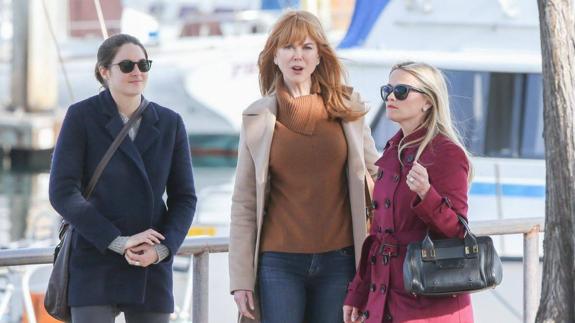 Shailene Woodle, Nicole Kidman y Reese Witherspoon en una de las escena de la serie. 