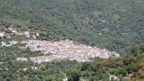 Este pueblo malagueño se encuentra entre el paraje natural de Sierra Bermeja y el Valle del Genal.
