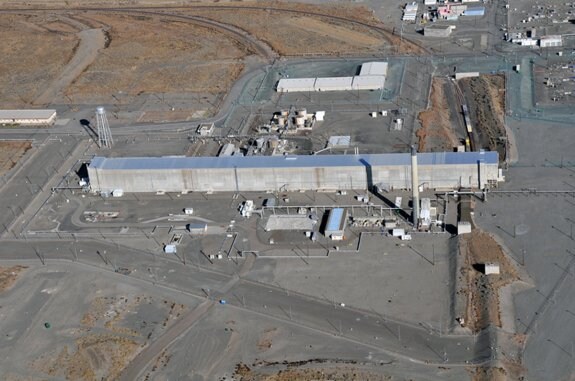 Vista aérea de la antigua planta de extracción de plutonio. :: reuters