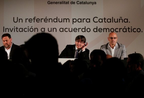 Puigdemont, en un momento del acto que protagonizó ayer en Madrid. :: Juan Medina / afp