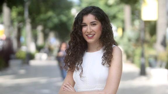 Claudia Prieto, premio al mejor expediente de los estudiantes de Económicas en Andalucía