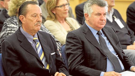 Juzgan a Roca y a Muñoz acusados de causar un perjuicio a Marbella de 2,8 millones