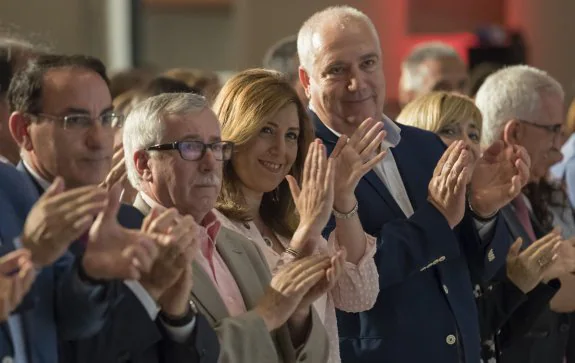 González de Lara, Toxo, Susana Díaz , Carbonero y Castilla durante la inauguración del congreso de CCOO de Andalucía. :: efe/julio Muñoz