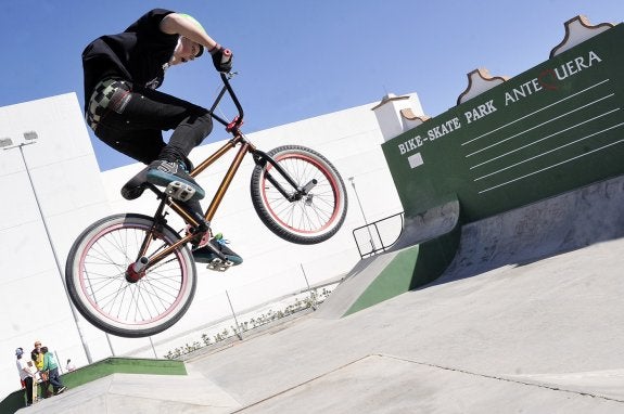 El skate park de Antequera llevará el nombre del español muerto en los atentados de Londres